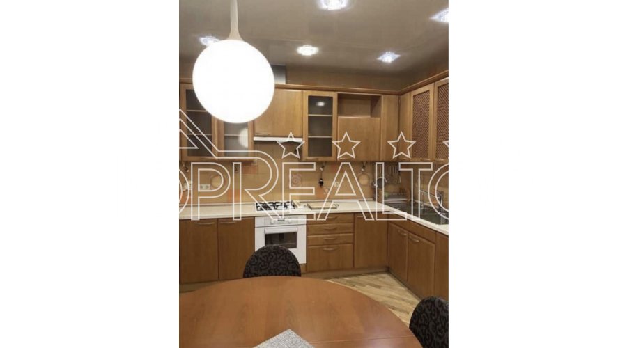 Продам 3 комнатную квартиру площ. Конституции | Toprealtor