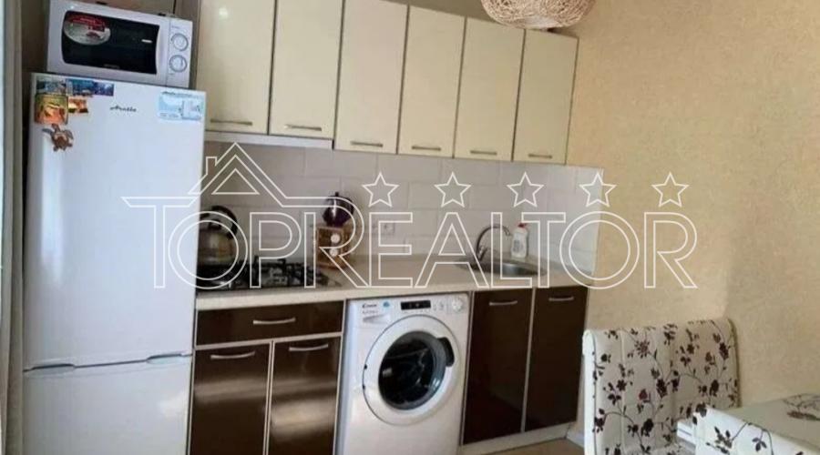 Продаётся 2 комнатная благоустроенная квартира на Науки 39 | Toprealtor