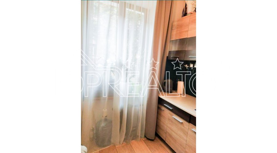 Продам 2 комнатную квартиру 41 м2 на 1(высоком) этаже 5 этажного кирпичного дома. | Toprealtor