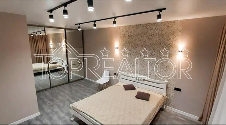 Продаж 1-кімнатної квартири в ЖК | Toprealtor