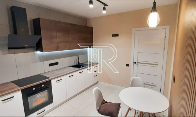 Продаж 1-кімнатної квартири в ЖК  | Toprealtor