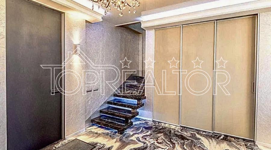 У продажу дворівнева 3-кімнатна квартира в ЖК Мир! | Toprealtor