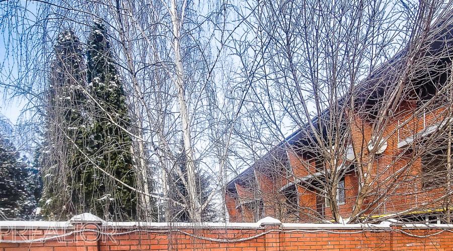 У продажі затишний таунхаус з виходом на Журавлівське водосховище! | Toprealtor