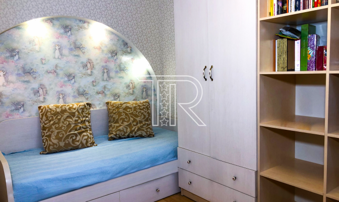 3к квартира по вул. Єсеніна, 15 | Toprealtor