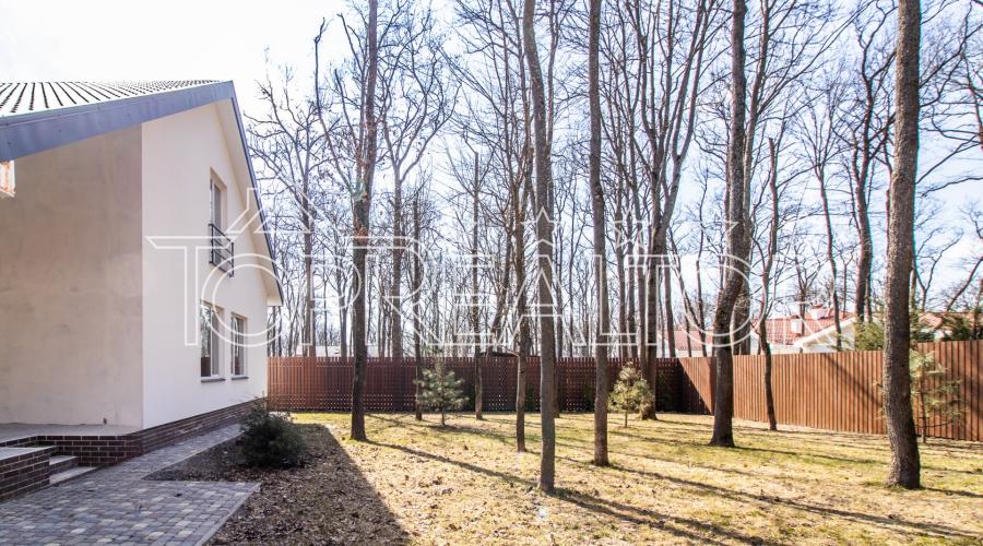 У продажі 2-поверховий будинок в селищі Лісне!  БЕЗ КОМІСІЇ! | Toprealtor