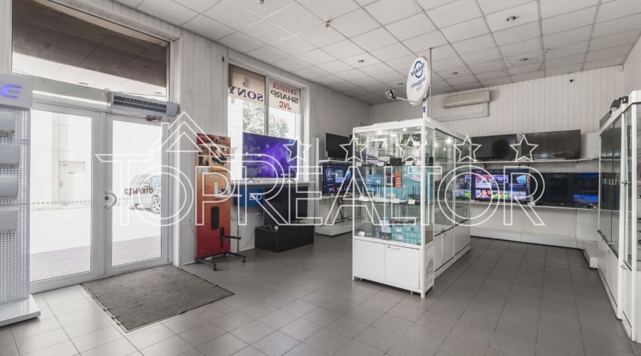 Продаётся готовое нежилое помещение на Гимназической набережной 18. | Toprealtor