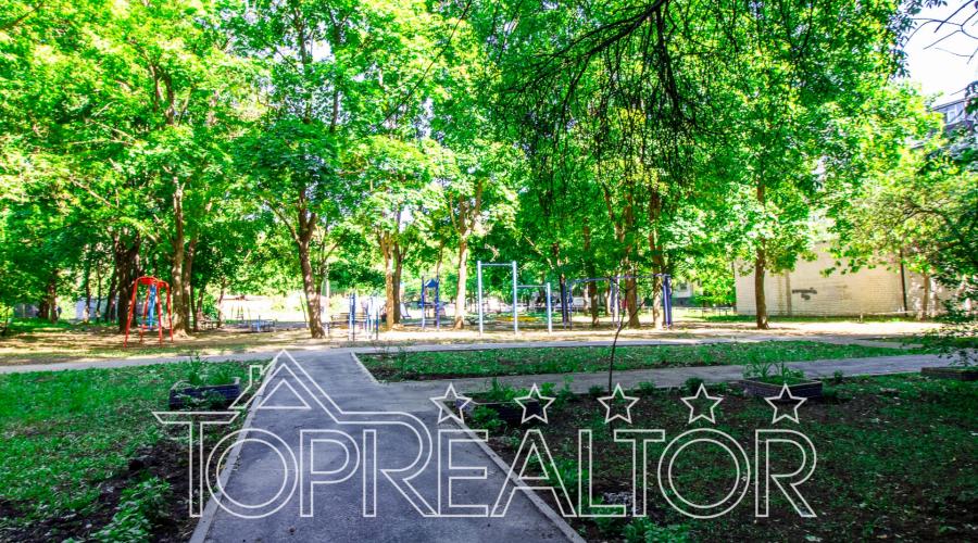 Продам 3 комн. квартиру за Солдатом Метро23 Августа | Toprealtor