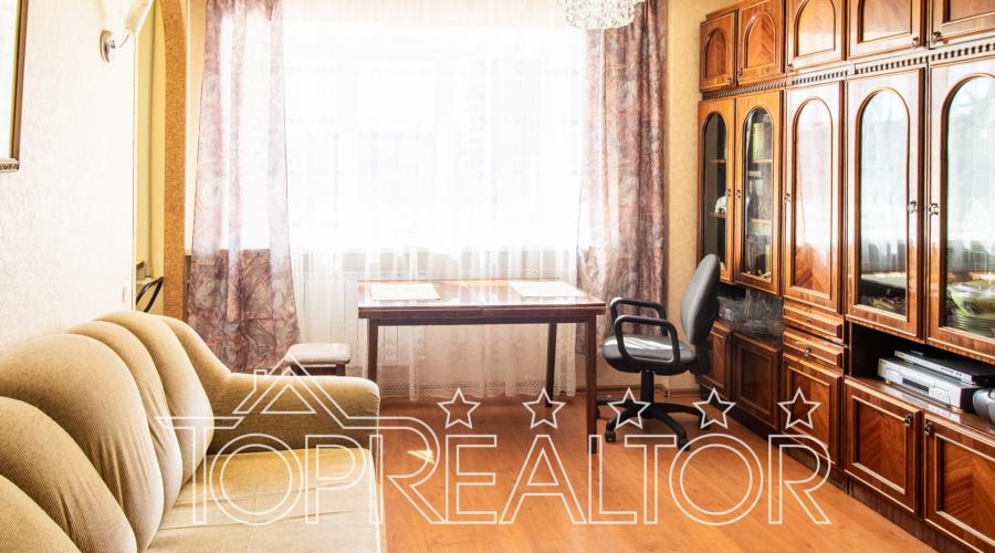 Продам 3 комн. квартиру за Солдатом Метро23 Августа | Toprealtor
