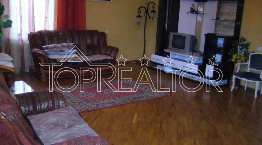 Продаж 2 будинків на ділянці в селищі Елітне | Toprealtor