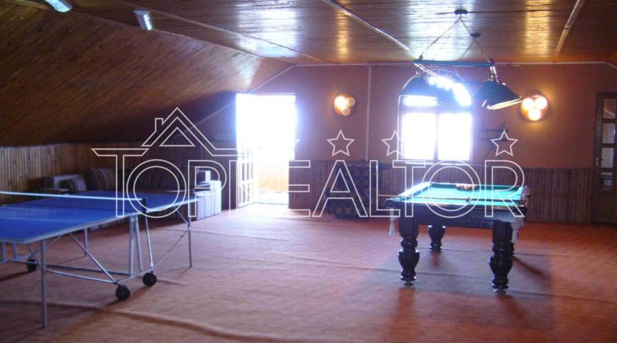 Продаж 2 будинків на ділянці в селищі Елітне | Toprealtor
