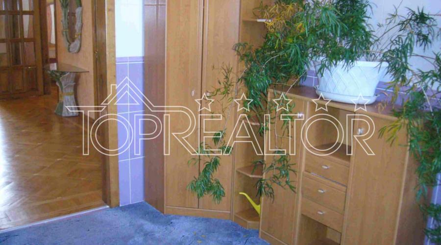 Продаж 2 будинків на ділянці в селищі Елітне | Toprealtor