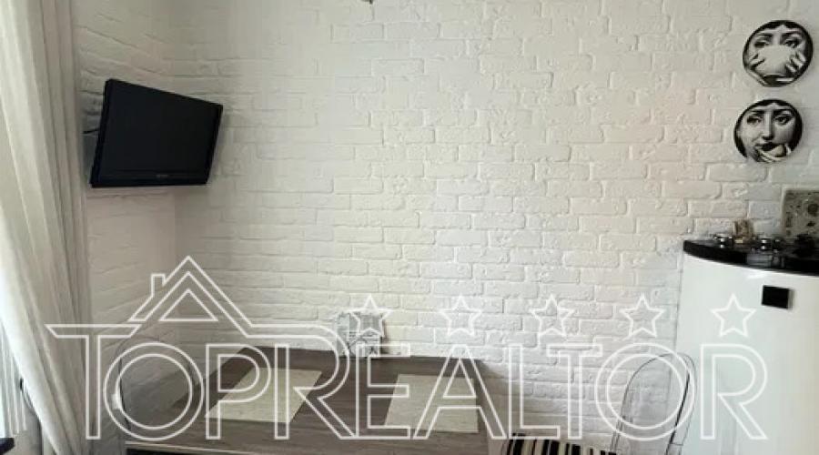 Продаж 2-к квартири на вул. Ахсарова, 13 | Toprealtor