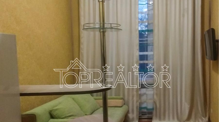 Продається 1-кімнатна студійна квартира на вулиці Велика Панасівська 108 | Toprealtor