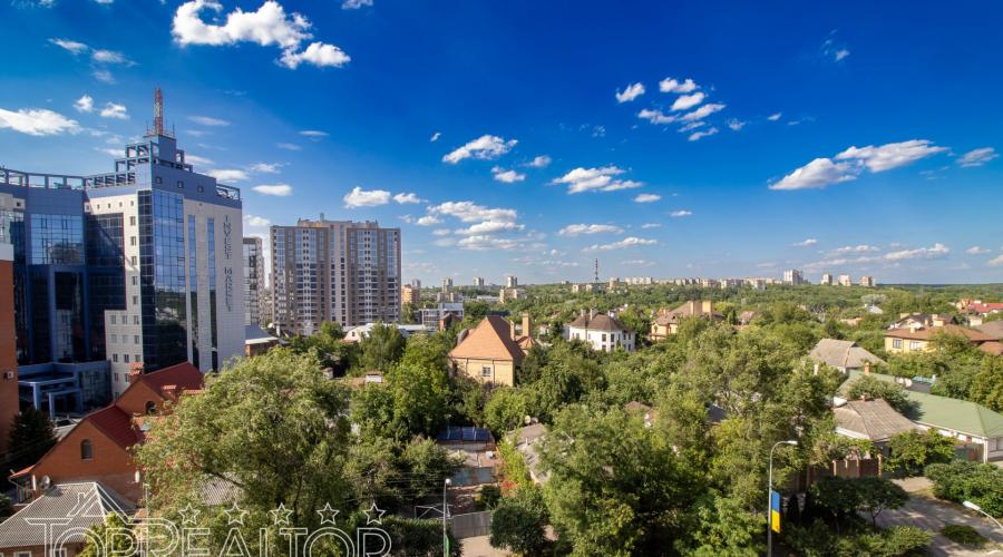 Продам 5-кімнатну квартиру в ЖК Резиденція з 2-ма паркінгами | Toprealtor