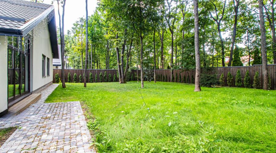 Продам одноповерховий котедж у селищі Лісове | Toprealtor
