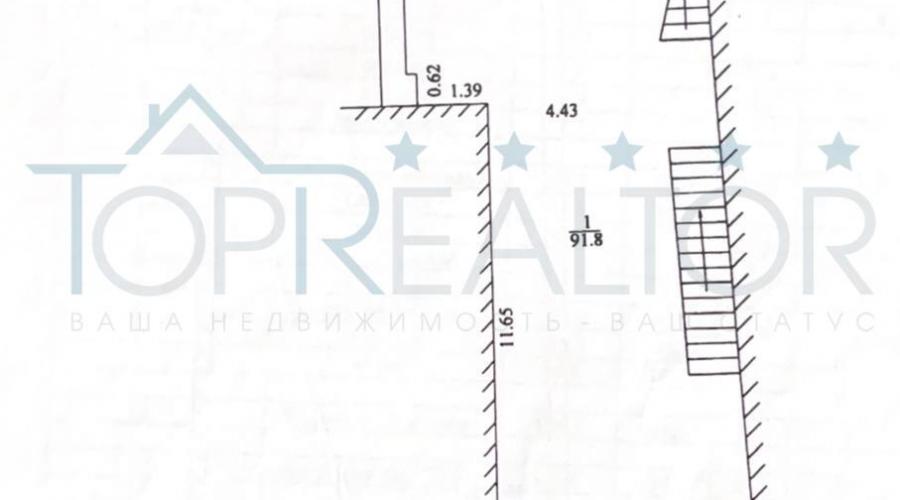 Продам 2-поверхову будівлю торгового центру з притулком по вулиці Сковороди (колишня вулиця Пушкінська) | Toprealtor