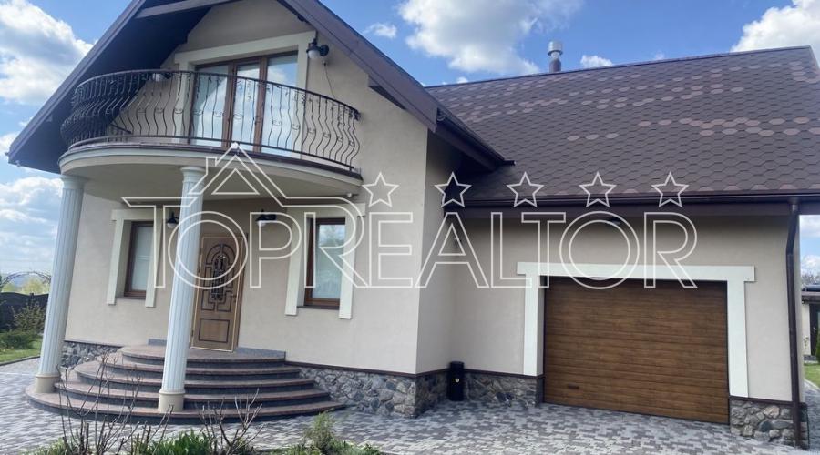 Продається затишний двоповерховий котедж у сел. Мала Данилівка | Toprealtor