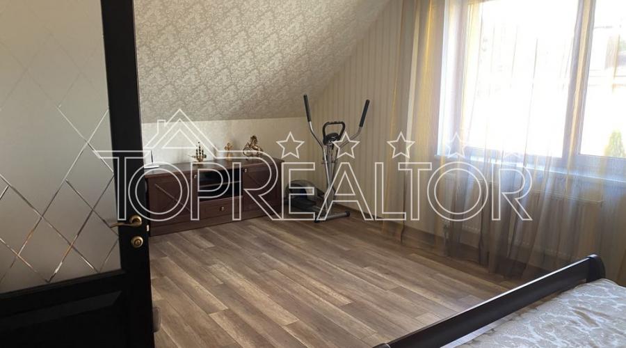 Продається затишний двоповерховий котедж у сел. Мала Данилівка | Toprealtor