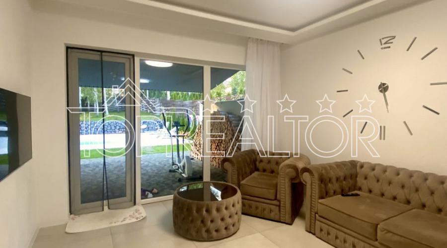 Продам будинок у закритому гарному котеджному селищі Чайківка Hills | Toprealtor