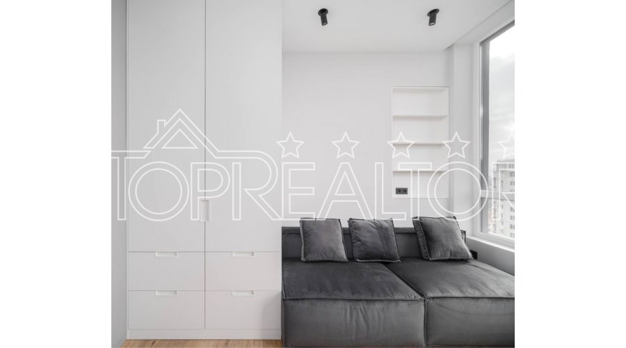 Продам! Квартира 3-кімнатна з ремонтом. ЖК Кристалл | Toprealtor