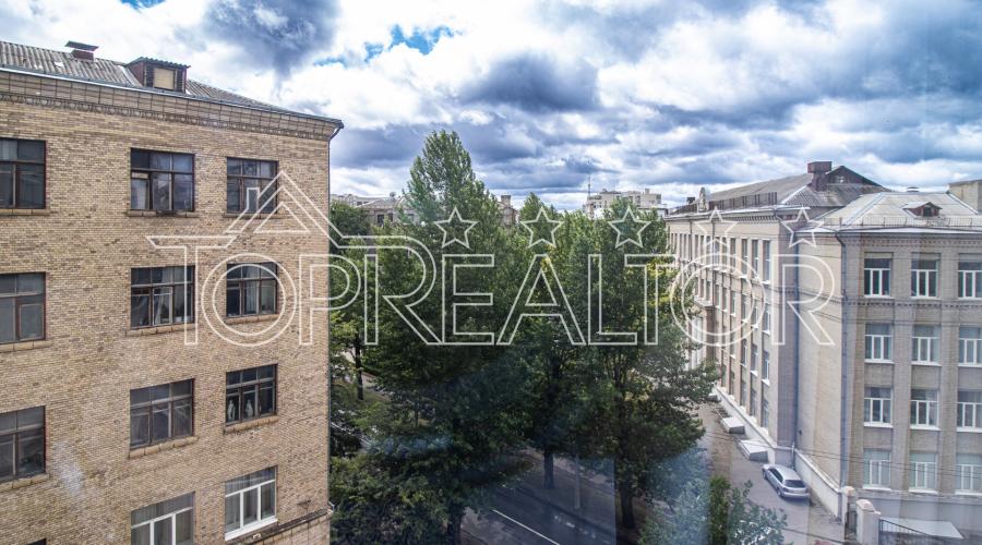 Продаж! 5-кімнатна квартира в ЖК Олімп з дизайнерським ремонтом. Є відеоогляд. Без комісії! | Toprealtor