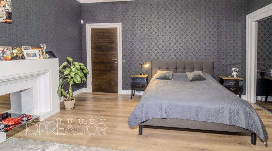 Продам 2-поверховий будинок з якісним ремонтом на Залютіно | Toprealtor