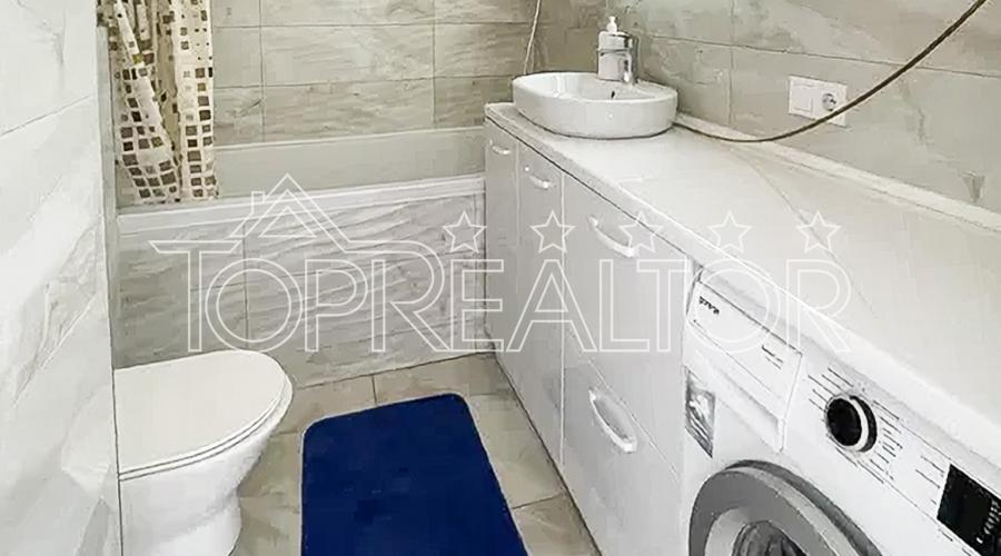 Продам 1 комнатную квартиру ЖК | Toprealtor