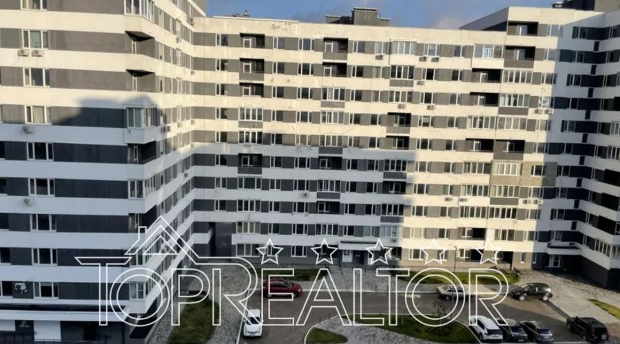 Продам 2-х кімнатну квартиру в ЖК 