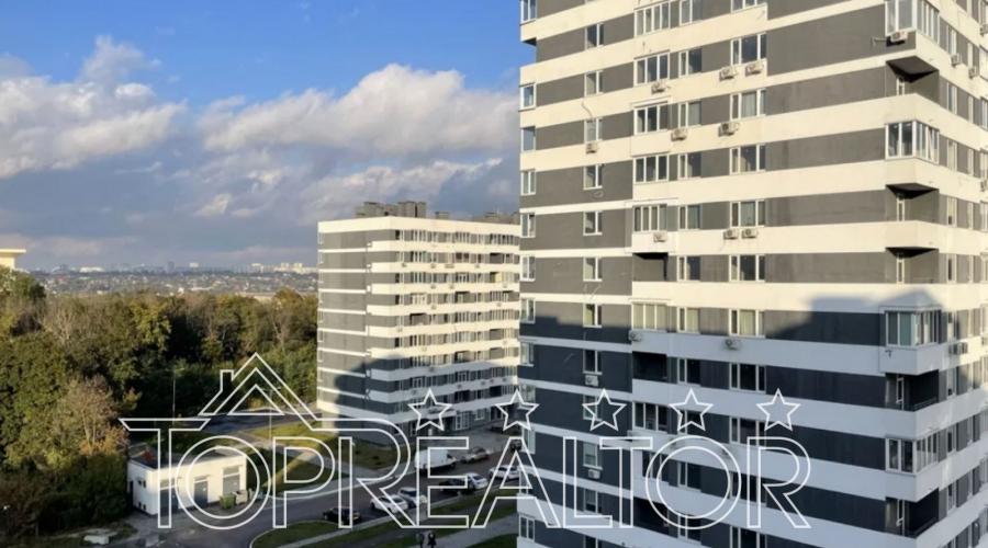 Продам 2-х кімнатну квартиру в ЖК 