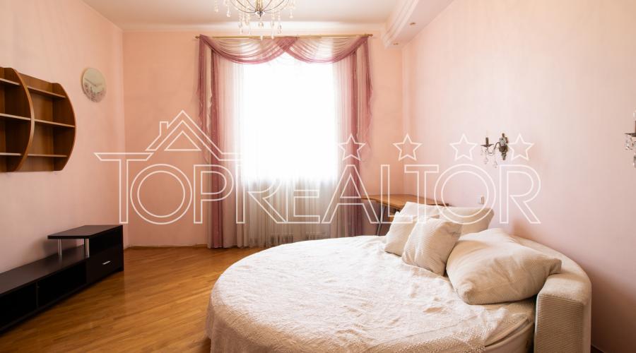 Продам 4-кімнатну квартиру в будинку Саламандра | Toprealtor