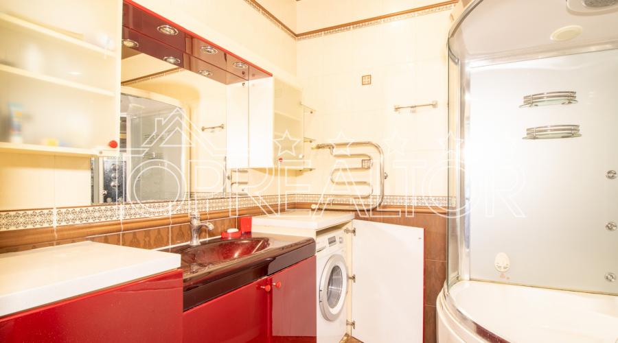 Продам 3-кімнатну квартиру в ЖК 