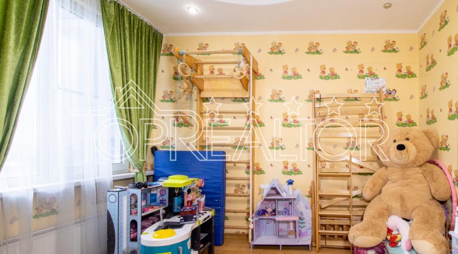 Продам 3-кімнатну квартиру в ЖК 