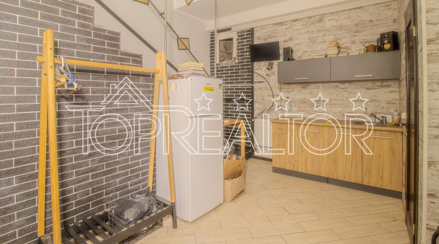 Продам 3-поверхову будівлю під офіс на Пушкінській | Toprealtor