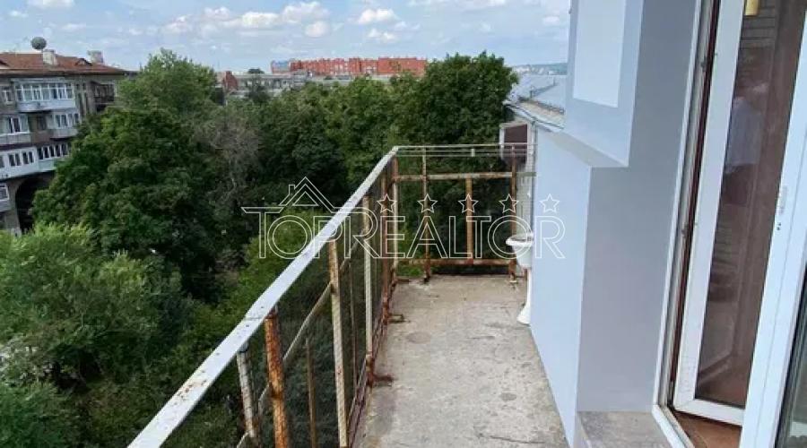 Продаж 2-к квартири біля метро Наукова, вул. Культури 15 | Toprealtor