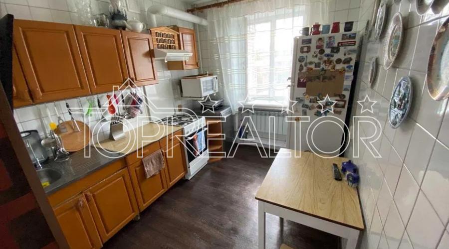 Продаж 2-к квартири біля метро Наукова, вул. Культури 15 | Toprealtor