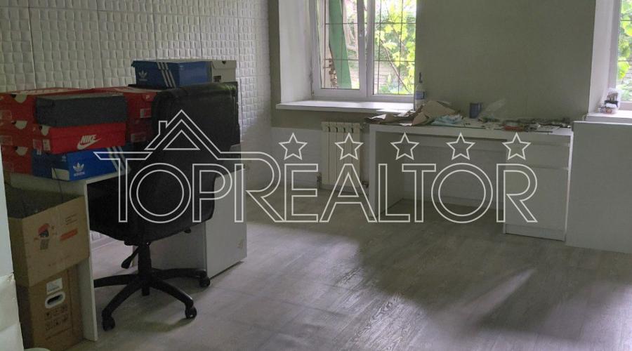 Продам нежитлове приміщення для розміщення салону, офісу на вул. Потебня | Toprealtor
