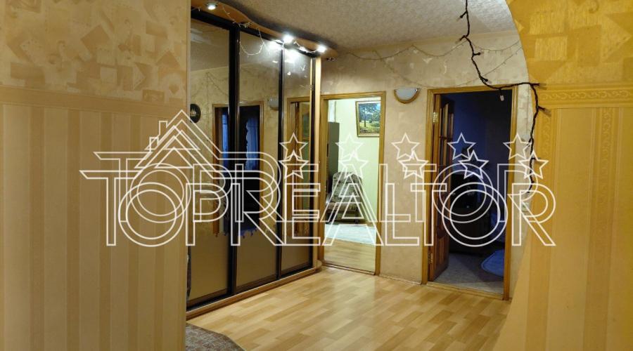Продаж 3-кімнатної квартири на селищі Жуковського | Toprealtor