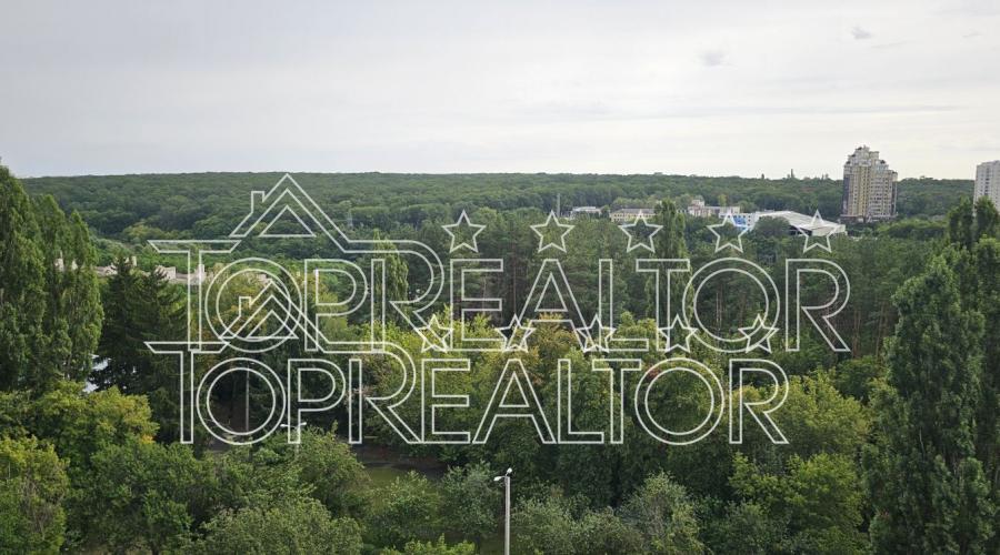 Продаж 3-кімнатної квартири по вул. Балакірєва | Toprealtor