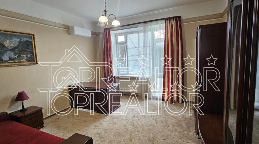 Продаж 3-кімнатної квартири по вул. Балакірєва | Toprealtor