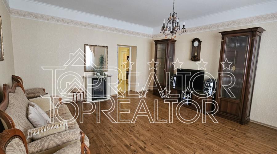 Продаж 3-кімнатної квартири по вул. Балакірєва | Toprealtor